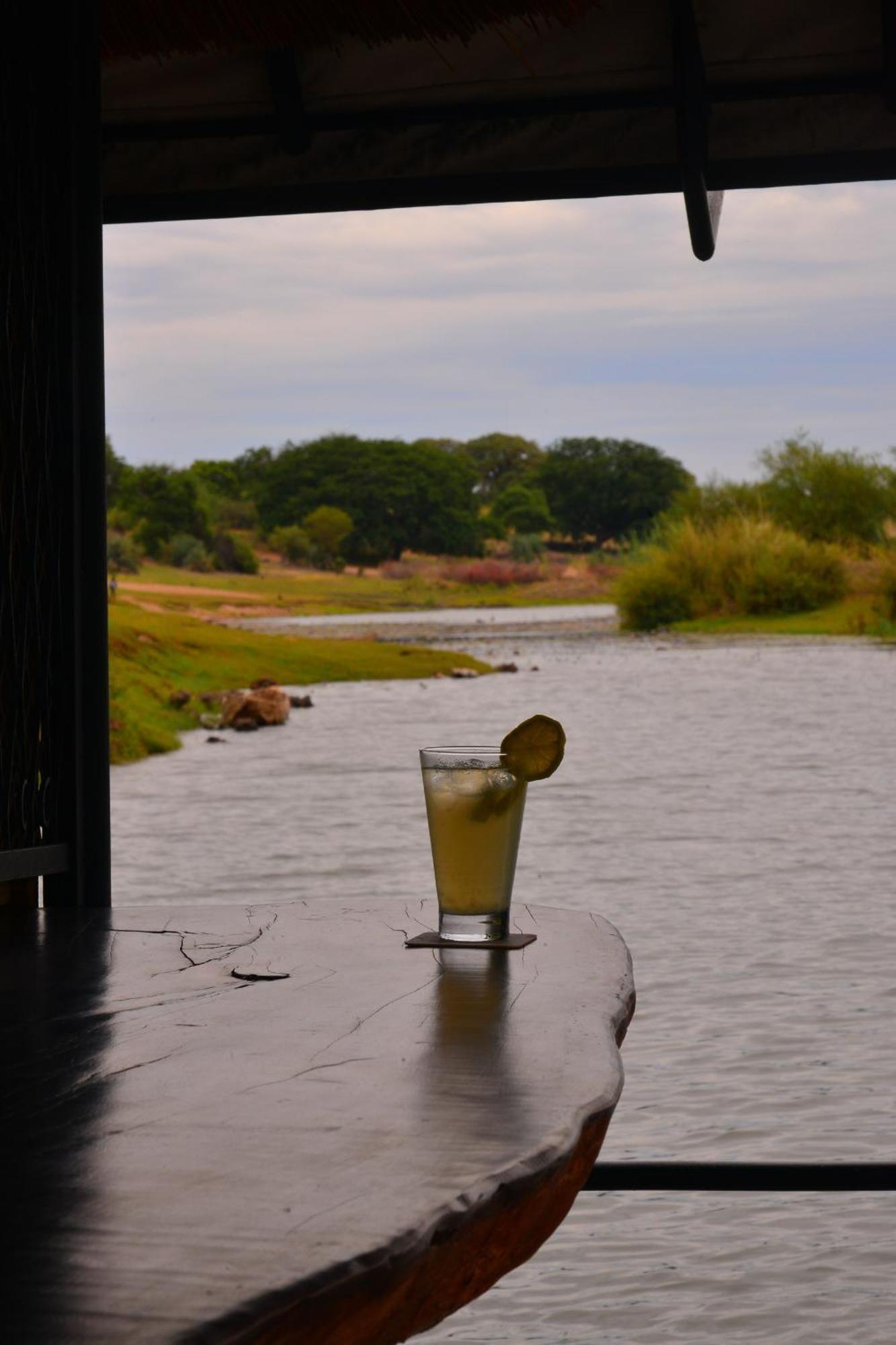 Taranga Safari Lodge Rundu Extérieur photo
