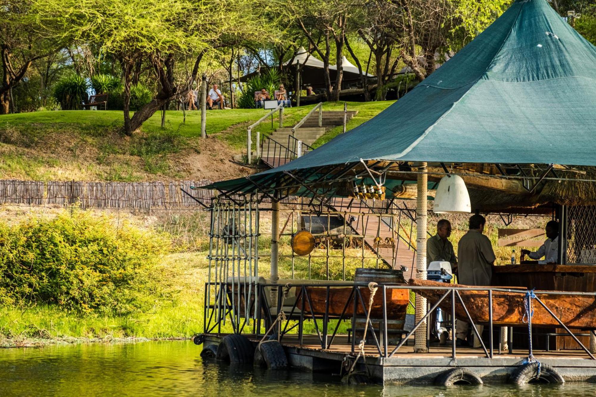 Taranga Safari Lodge Rundu Extérieur photo