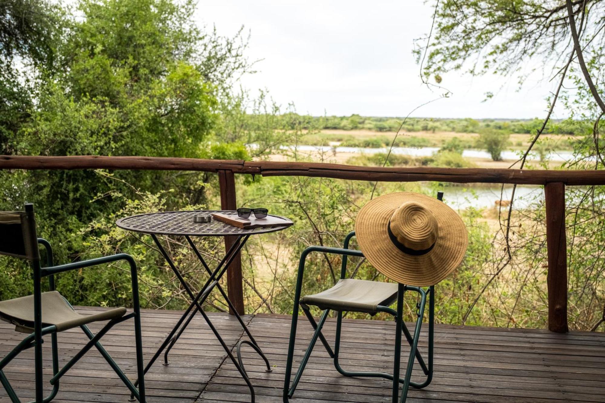 Taranga Safari Lodge Rundu Extérieur photo